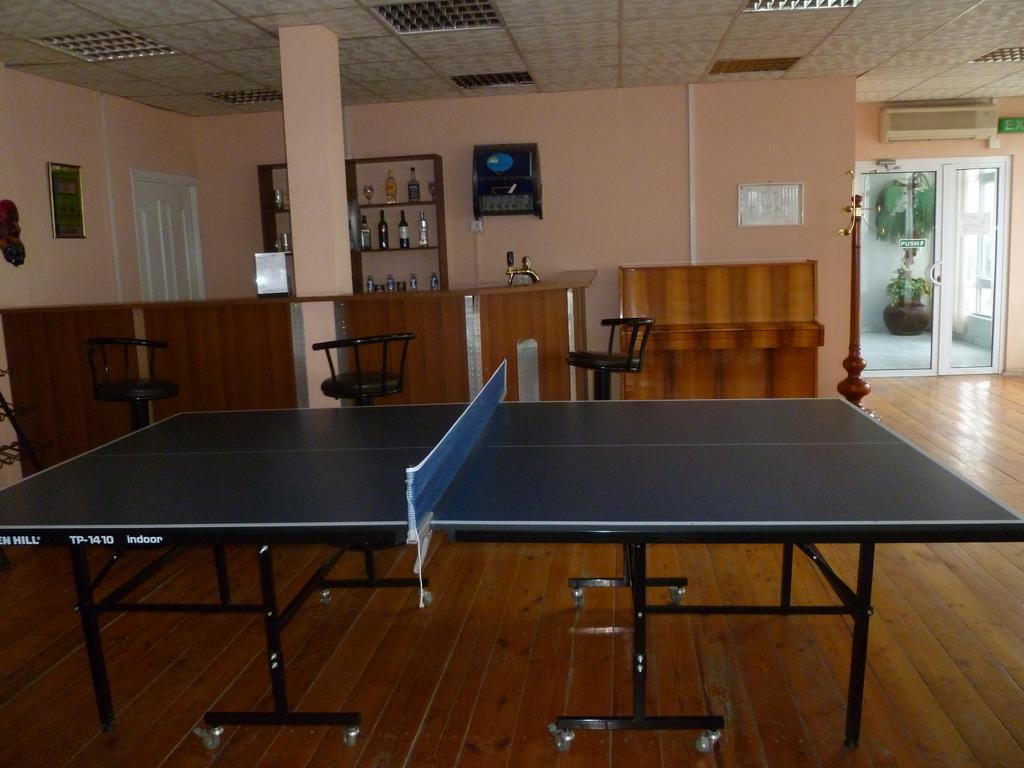 Montenegro Inn Lokbatan Extérieur photo